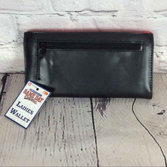 NCAA Gameday NC State GO WOLFPACK Tri-Fold Wallet - Picture 4 of 11